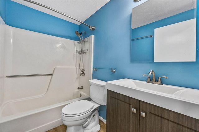 5 Bramblewood Lane, Penfield, NY 14526