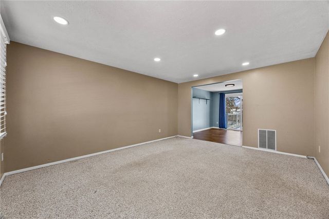 5 Bramblewood Lane, Penfield, NY 14526