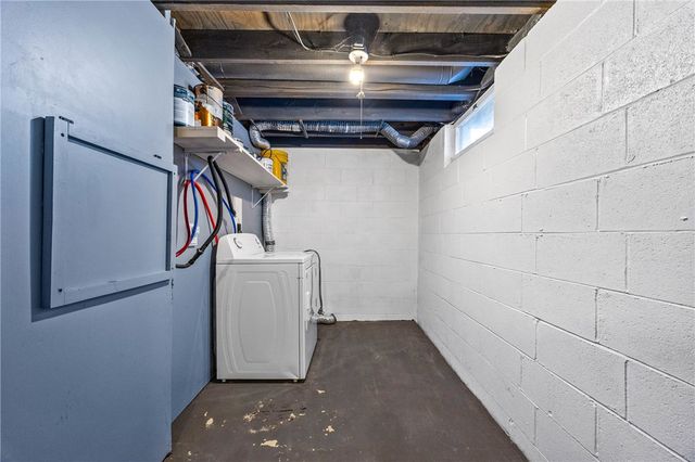 5 Bramblewood Lane, Penfield, NY 14526