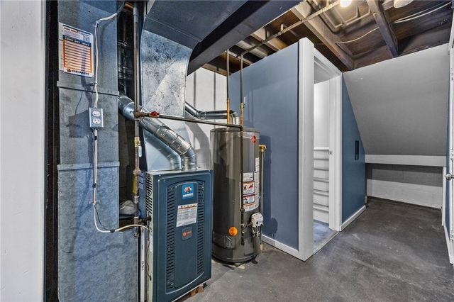 5 Bramblewood Lane, Penfield, NY 14526