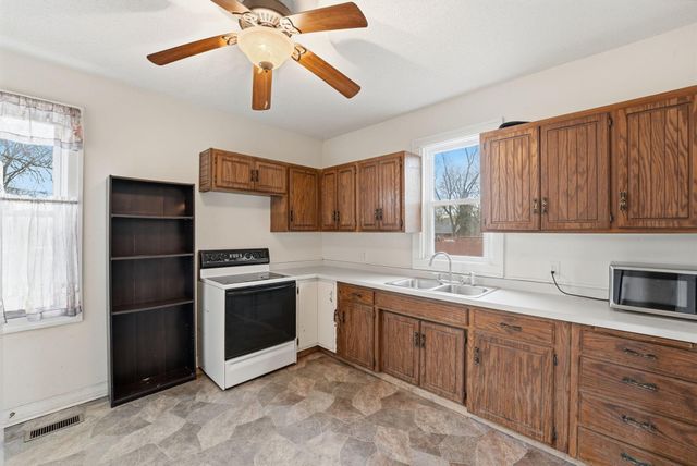 601 11th Avenue N, Saint Cloud, MN 56303