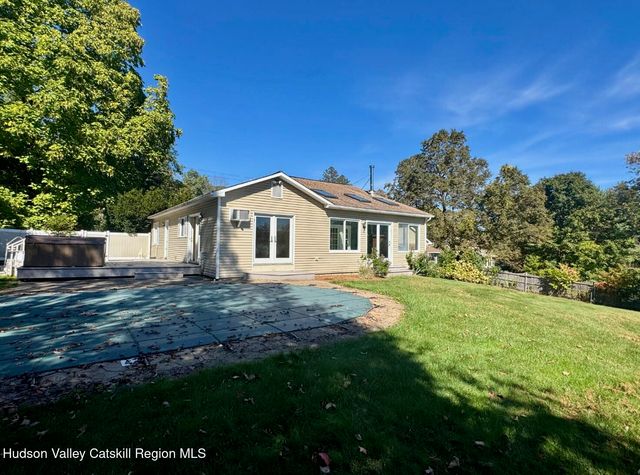 1476 County Route 5, Canaan, NY 12029