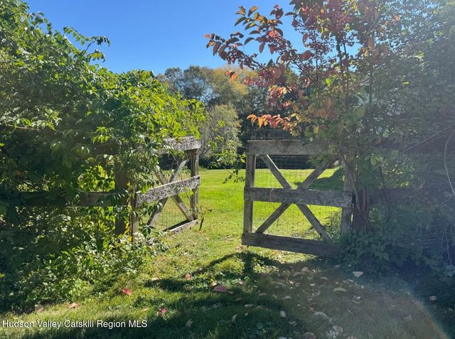 1476 County Route 5, Canaan, NY 12029