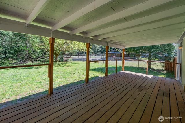2151 W Cloquallum Rd, Shelton, WA 98584