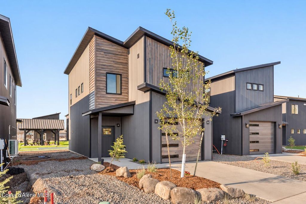 373 N Wylder Lp, Post Falls, ID 83854