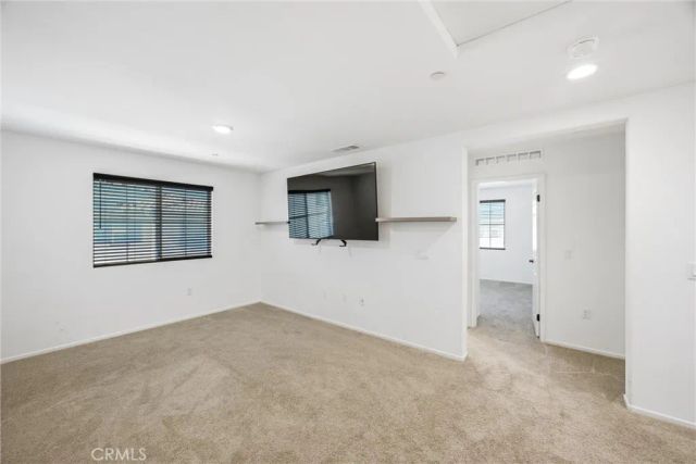 8844 Glencliff Avenue, Hesperia, CA 92345