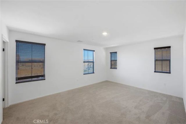 8844 Glencliff Avenue, Hesperia, CA 92345