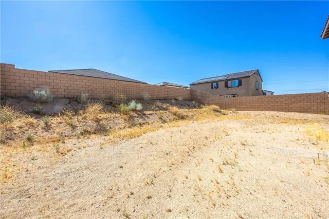8844 Glencliff Avenue, Hesperia, CA 92345