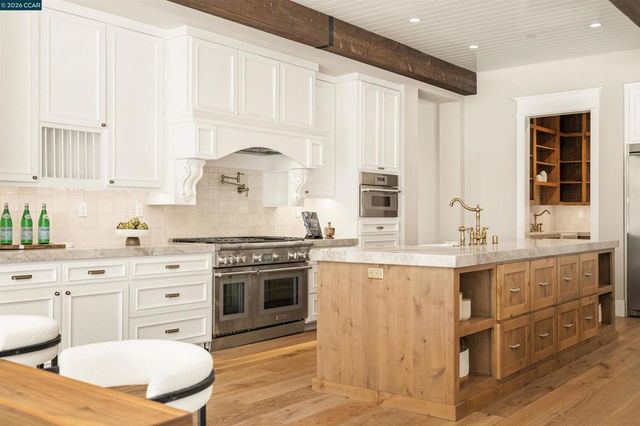 1206 Northgate Rd, Walnut Creek, CA 94598