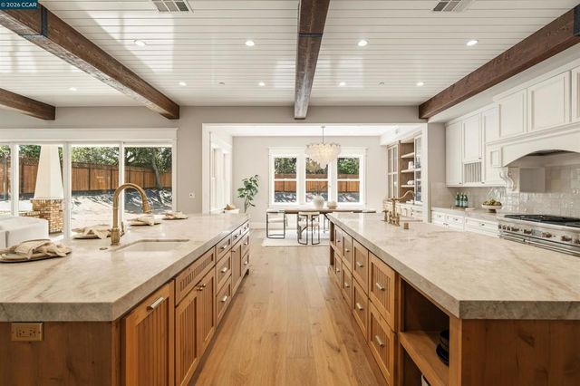 1206 Northgate Rd, Walnut Creek, CA 94598