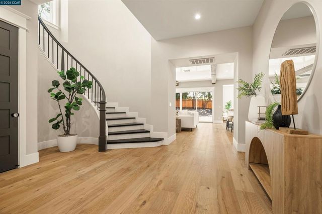 1206 Northgate Rd, Walnut Creek, CA 94598