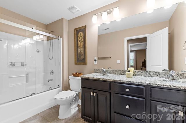 158 Eagles Landing Drive, Mooresville, NC 28117