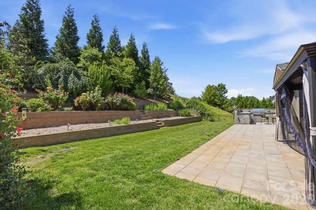 158 Eagles Landing Drive, Mooresville, NC 28117