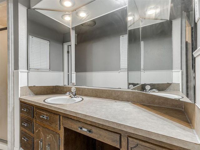 502 W Morehead Avenue, Washington, OK 73093