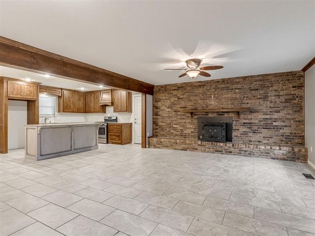502 W Morehead Avenue, Washington, OK 73093