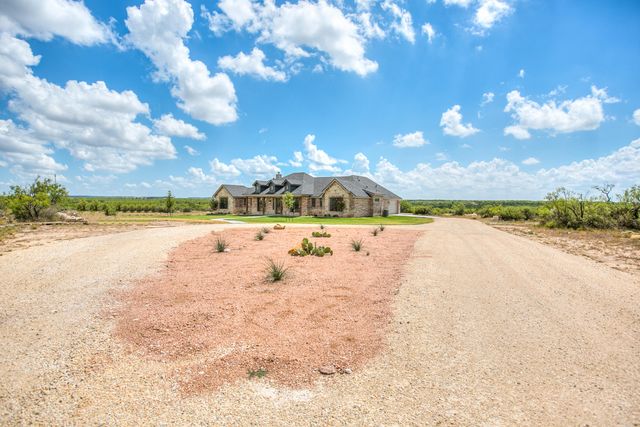 6858 Eugene Trail, San Angelo, TX 76904