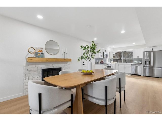 795 S Moore St, Lakewood, CO 80226