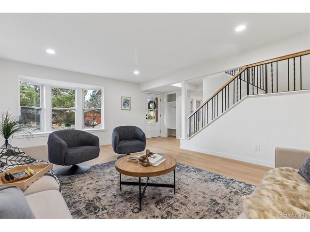 795 S Moore St, Lakewood, CO 80226