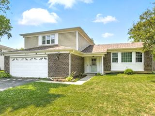216 Cheshire Court, Bolingbrook, IL 60440