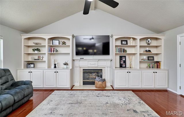 3 Floral Court, O'fallon, MO 63368