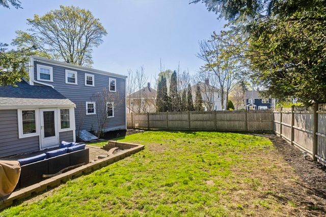 15 Devon Road, Braintree, MA 02184