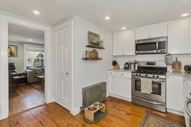 15 Devon Road, Braintree, MA 02184