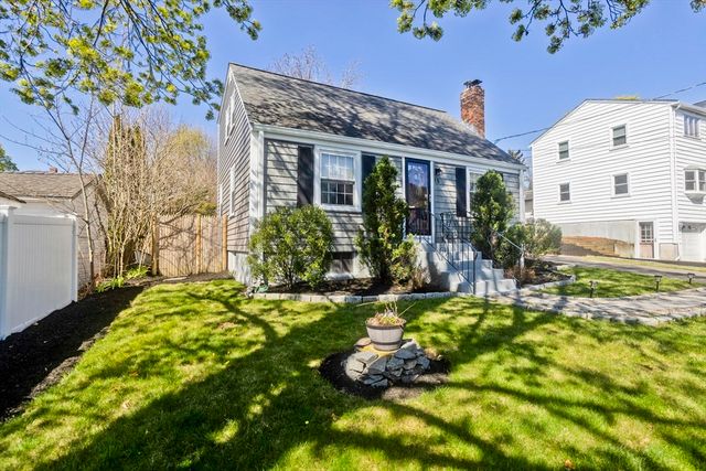15 Devon Road, Braintree, MA 02184