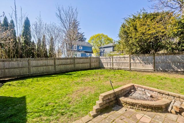 15 Devon Road, Braintree, MA 02184