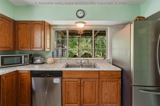 1539 Hampton Road, Charleston, WV 25314