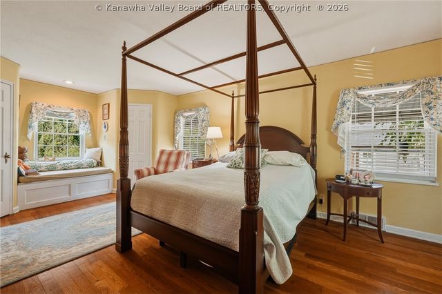1539 Hampton Road, Charleston, WV 25314