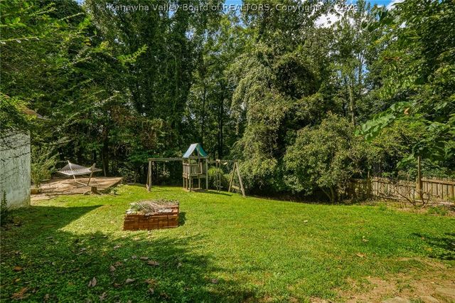 1539 Hampton Road, Charleston, WV 25314