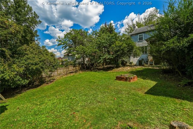 1539 Hampton Road, Charleston, WV 25314