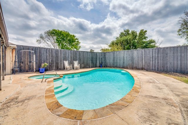 7706 Swiss Way, Rowlett, TX 75089