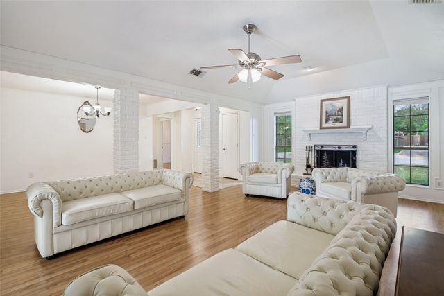 7706 Swiss Way, Rowlett, TX 75089