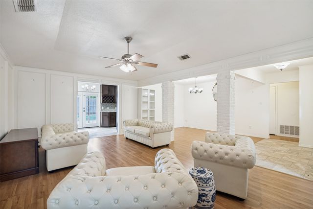 7706 Swiss Way, Rowlett, TX 75089