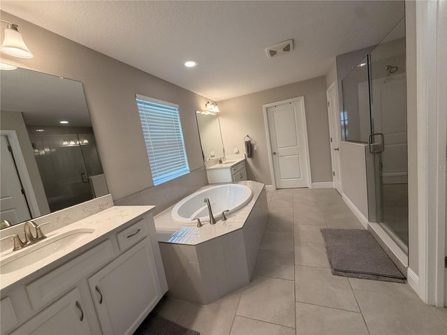 18071 AERO AVENUE, Land O Lakes, FL 34638