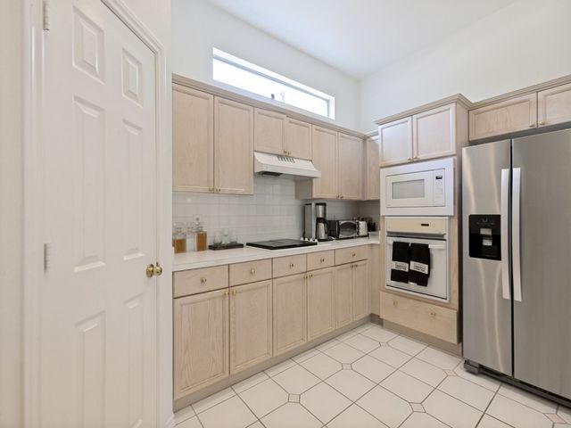18407 Tettenhall Drive, Dallas, TX 75252