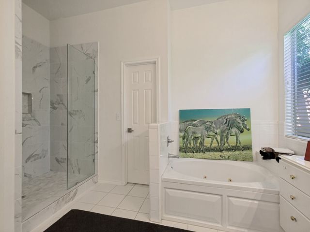 18407 Tettenhall Drive, Dallas, TX 75252