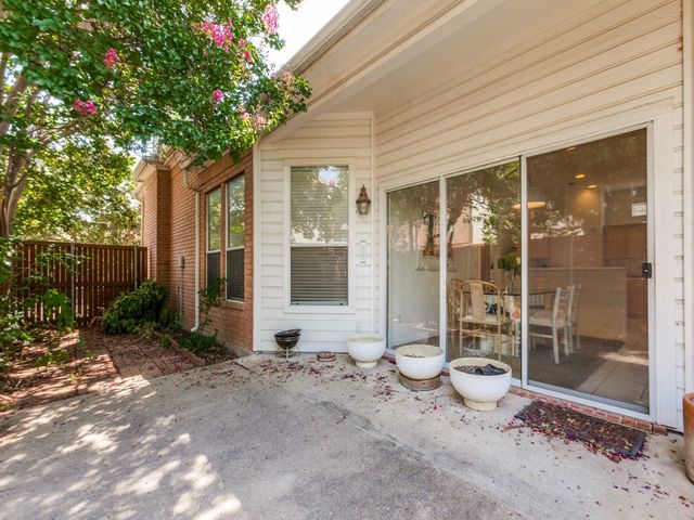 18407 Tettenhall Drive, Dallas, TX 75252