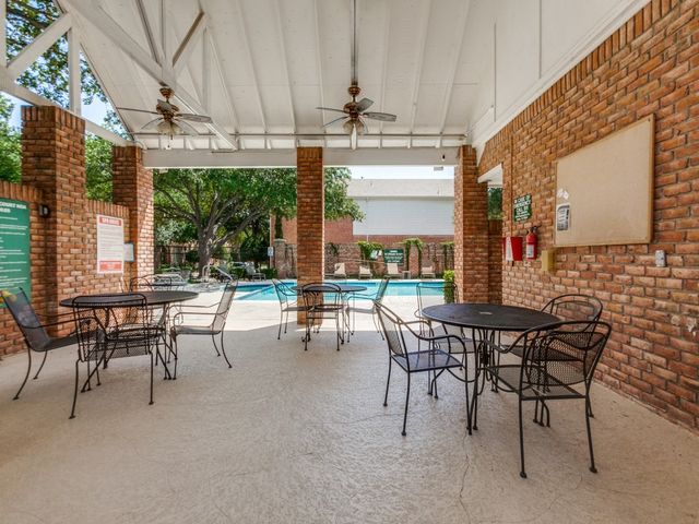 18407 Tettenhall Drive, Dallas, TX 75252