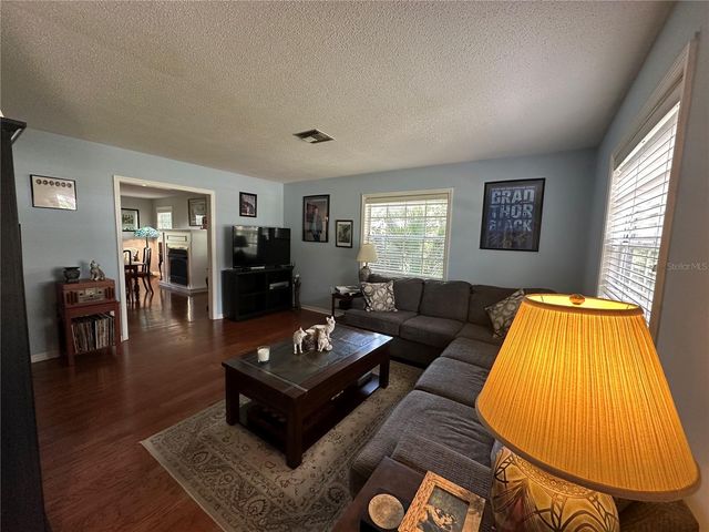 1105 S 9TH STREET, Leesburg, FL 34748