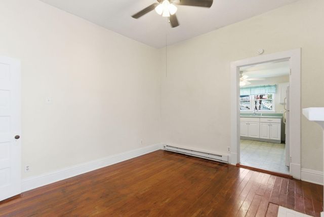 649 N Broadway, Lexington, KY 40508