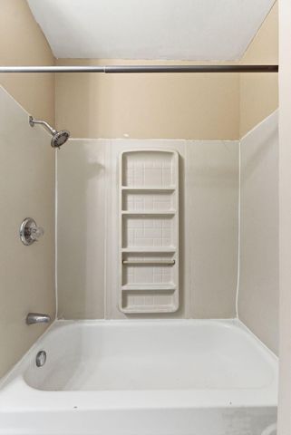 649 N Broadway, Lexington, KY 40508