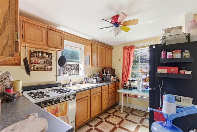 649 N Broadway, Lexington, KY 40508