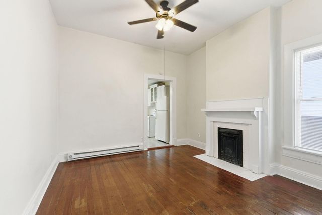 649 N Broadway, Lexington, KY 40508