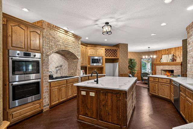 22914 Fossil Peak, San Antonio, TX 78261