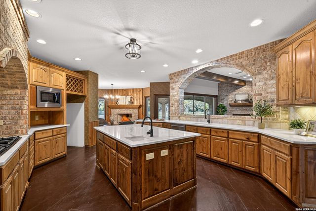 22914 Fossil Peak, San Antonio, TX 78261