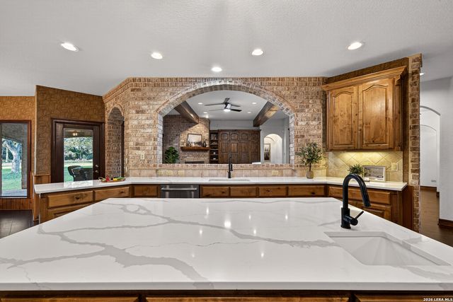 22914 Fossil Peak, San Antonio, TX 78261