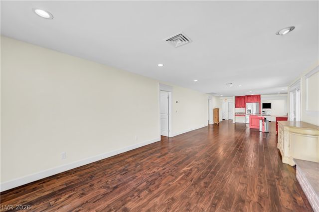 2494 Swan Lane, Las Vegas, NV 89121