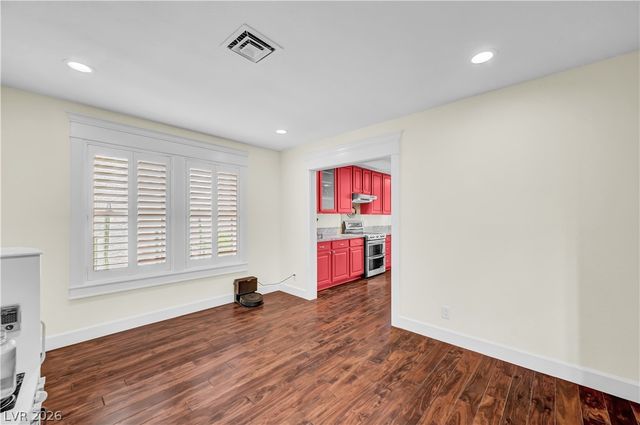 2494 Swan Lane, Las Vegas, NV 89121